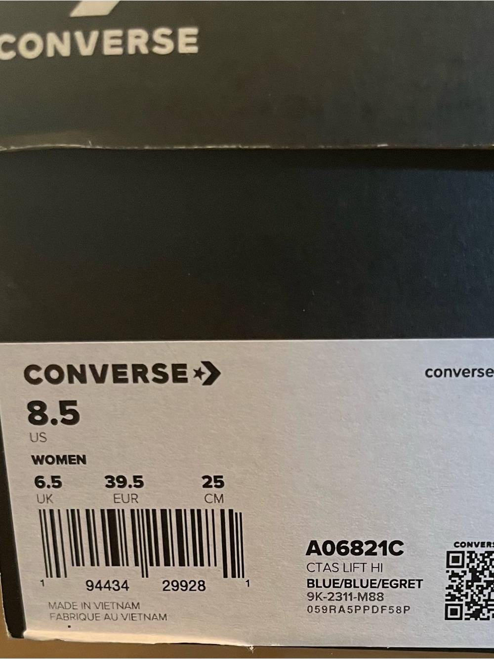 Converse High Top Sneakers - Blue/Blue/Egret, size Women’s 8.5, new with box. - Picture 4 of 10